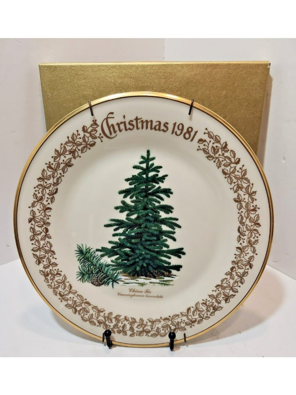 Vtg Lenox Annual Christmas 1981 Limited Edition Collector Plate China Fir w/Box